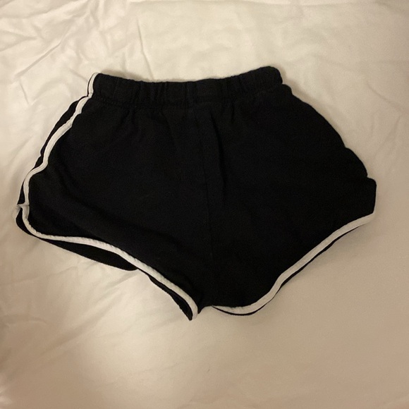 Dolphin shorts - Picture 2 of 2